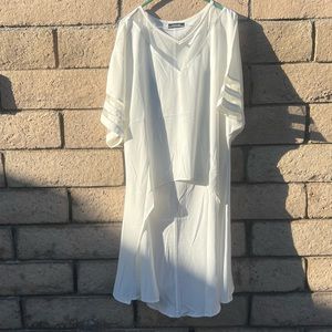 White chick me high low women’s top from Hawaii